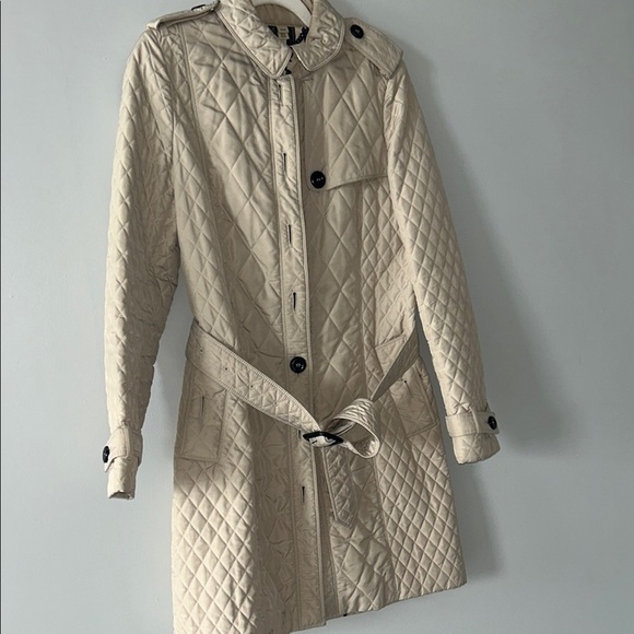 Burberry Quilted Long Belted Coat in Beige - Picture 2 of 10